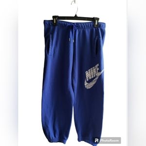 Nike Capri Joggers Medium